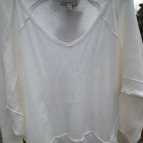 Free People Santa Clara oversized white waffle weave pullover Medium EUC - Picture 5 of 9